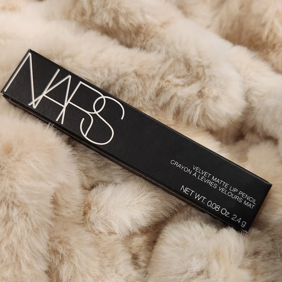 NARS- VELVET MATTE LIP PENCIL- Lonely Heart 2495 - Picture 5 of 5